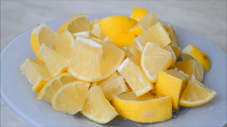 להכנת התערובת, הכינו את החומרים