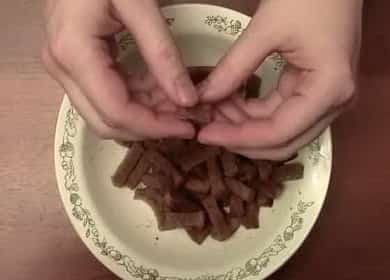 Как да научите как да готвите вкусни бисквити в микровълновата