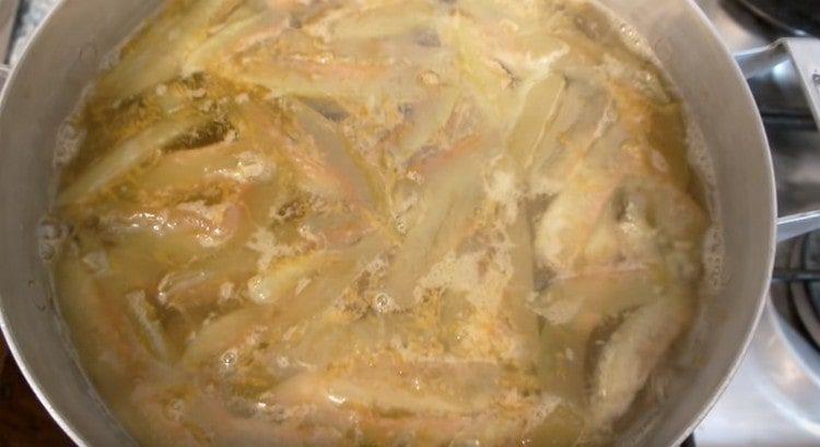 Následující den uvařte džem znovu a nechte ho vychladnout.