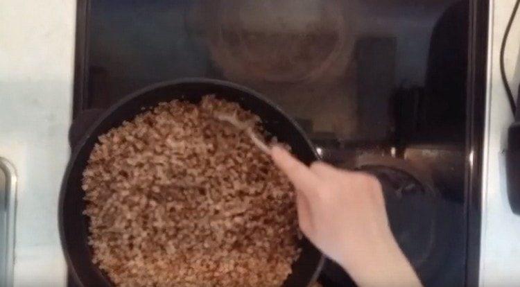 Barregeu el farinet a punt.