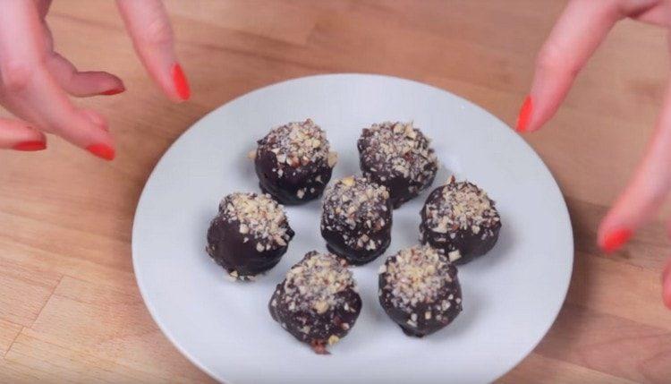 Dette er de ferrero roche-slik, vi har.