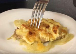 Madlavning af saftigt kød på fransk: en opskrift med trinvise fotos.