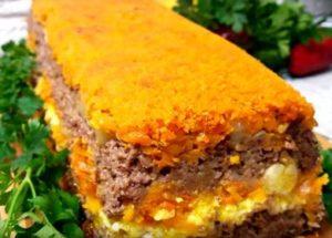 Cozinhar um delicioso fígado real de acordo com uma receita passo a passo com fotos.