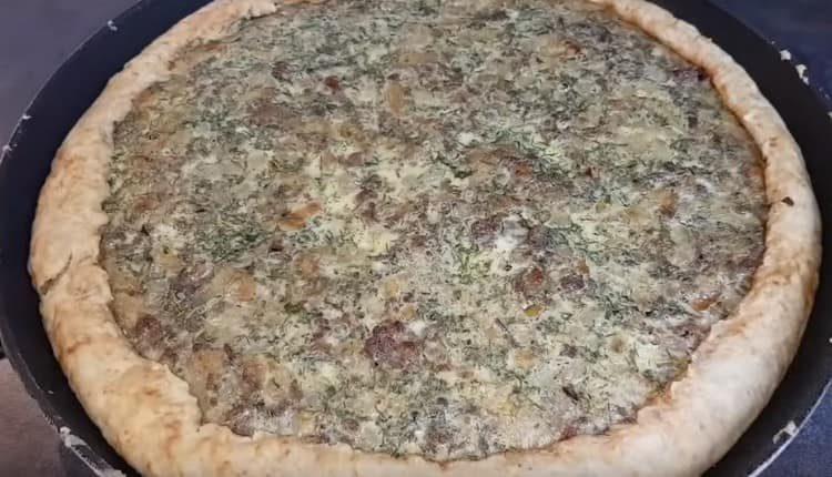 cuire une tarte du foie au four.