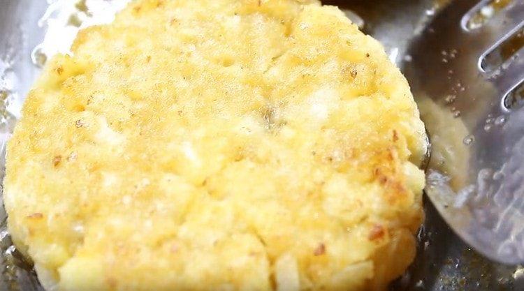 Schnitzel auf beiden Seiten anbraten.