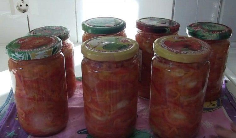 Zakrýváme banky víky.