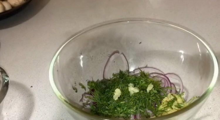 Skær greener til madlavning