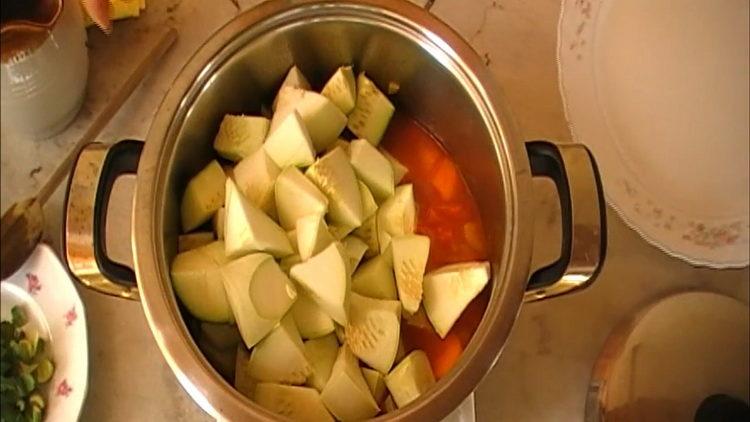 amestecă ingredientele