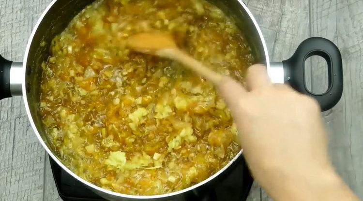 fierbeți ingredientele