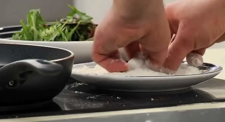 Bereiten Sie die Zutaten zum Kochen vor.