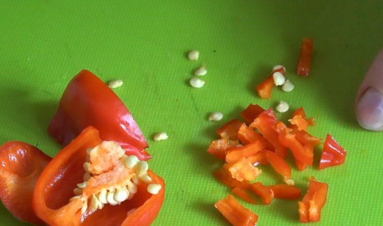 hacher le poivron