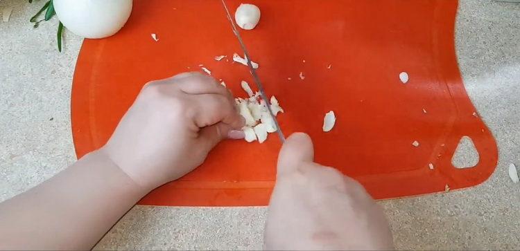 накълцайте зелените