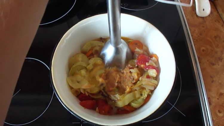 pasamos las verduras por una licuadora