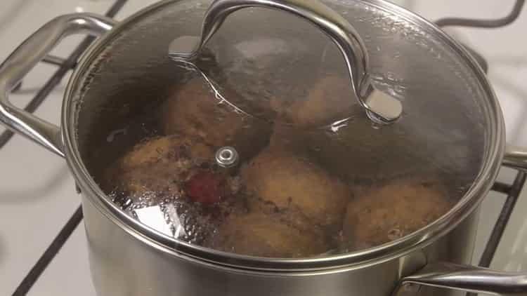 Pour cuisiner les betteraves, préparez les plats