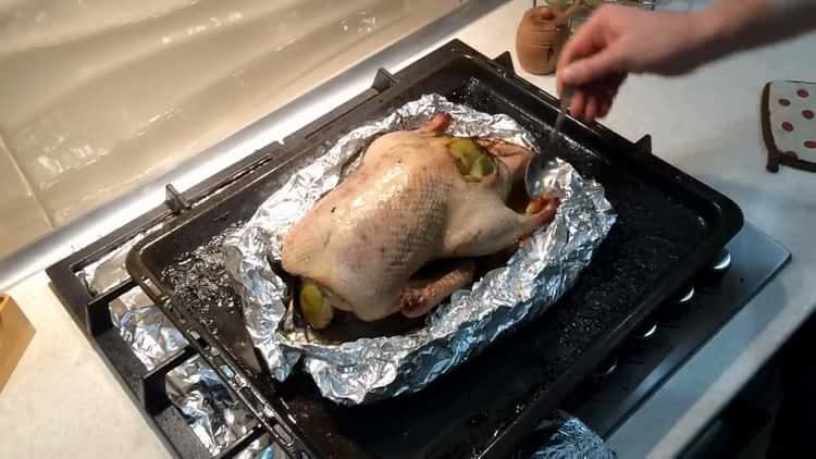 Przygotuj piekarnik do gotowania.