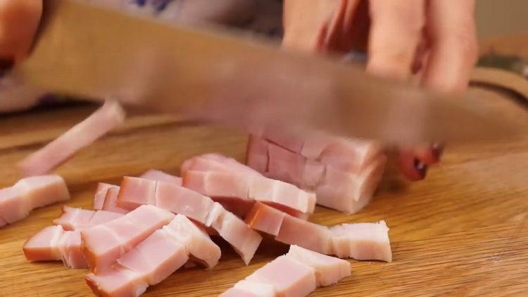 Pentru a găti, toacă