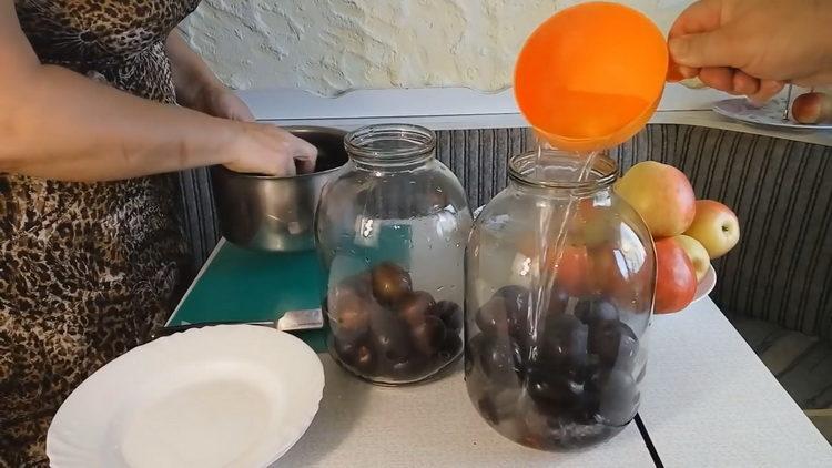 mit Wasser auffüllen