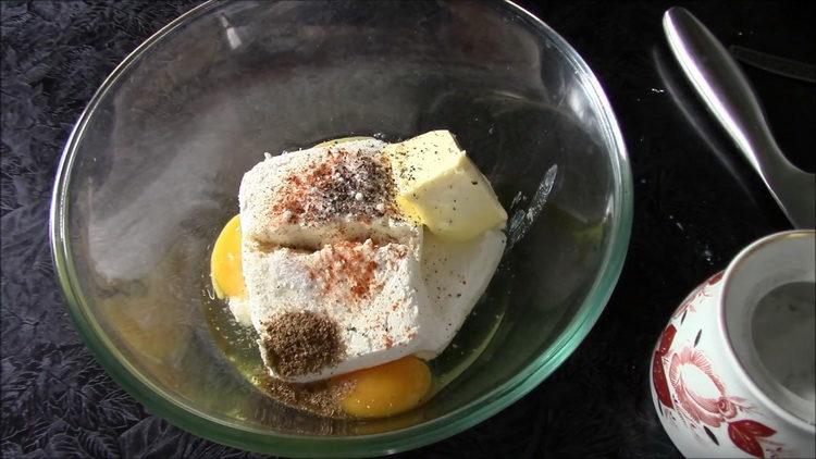 preparar los ingredientes para el relleno