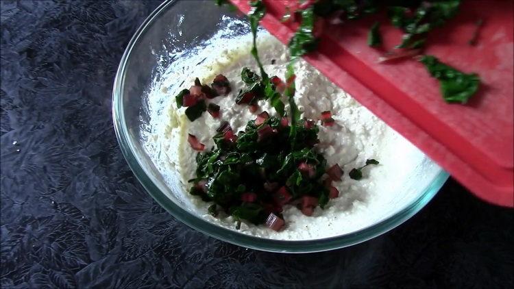 mezclar los ingredientes para el relleno
