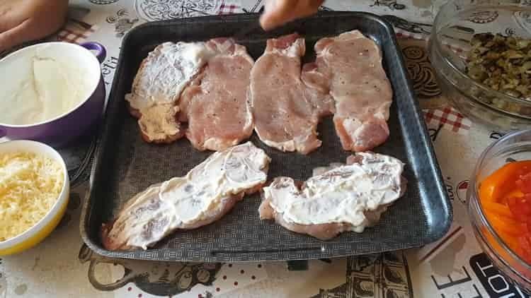 Per preparar un plat, prepareu una planxa
