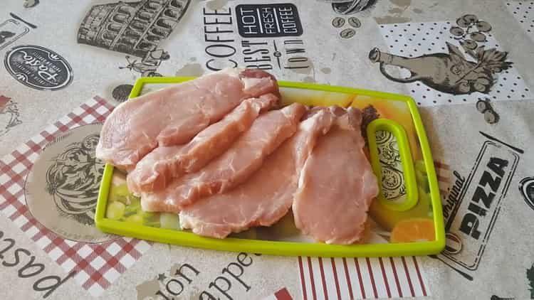 Cuinant carn en francès amb bolets al forn