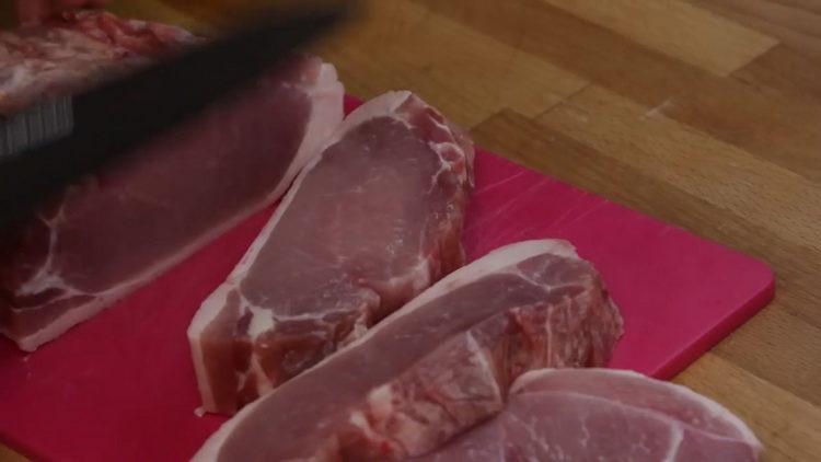 Готвене на месо на френски с картофи