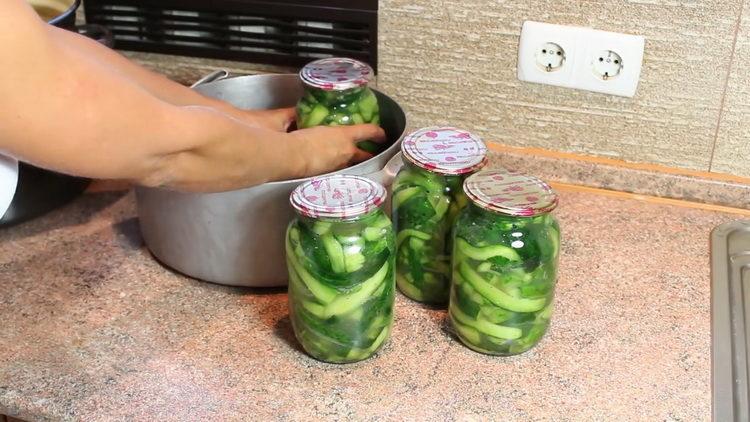 направете чинии за стерилизация