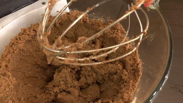 Torneu la carn picada a coure