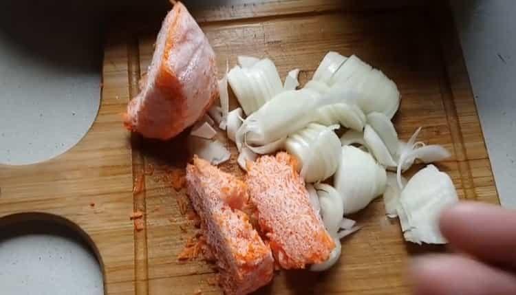 Připravte ingredience na vaření.