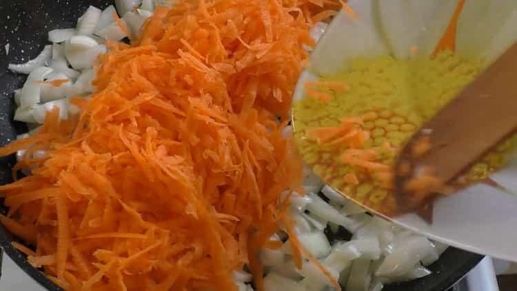 Toast, smažte ingredience