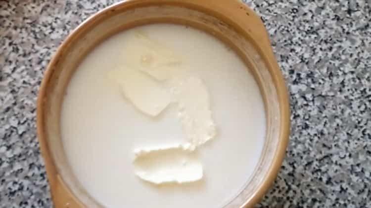 Добавете олио за готвене