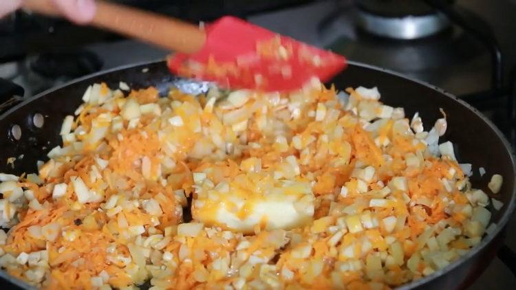 Добавете олио за готвене