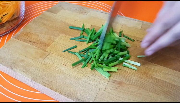 нарязваме лука