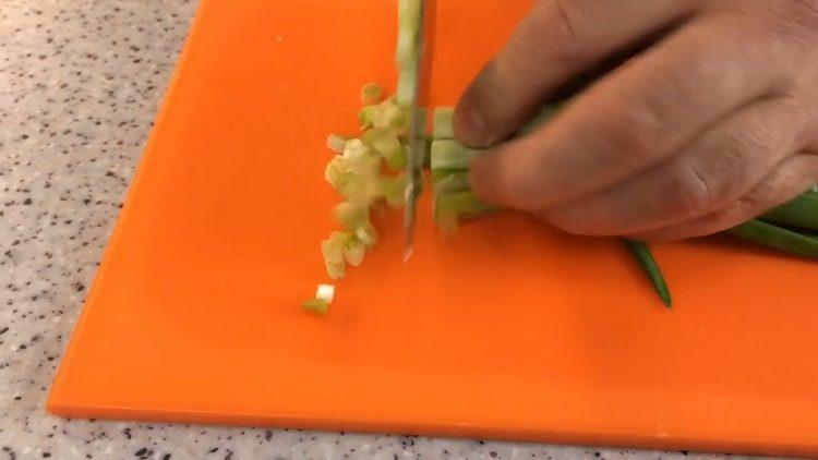 нарязваме лука