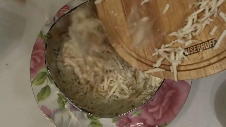 Разпределете съставките за приготвяне на храната.