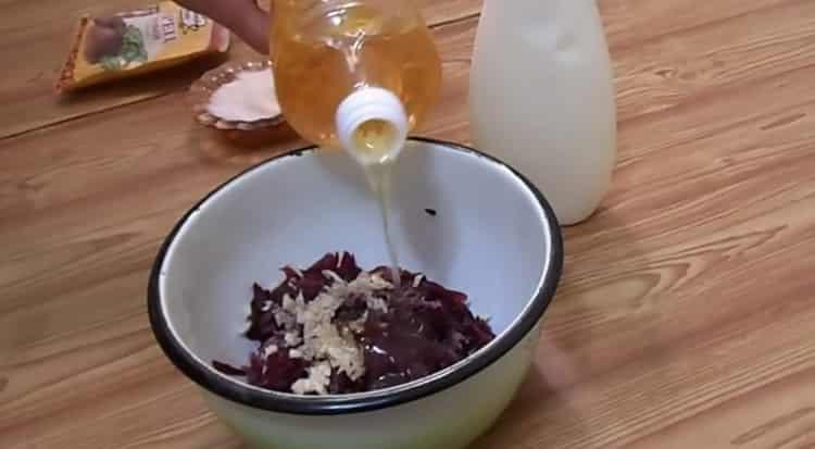 Добавете олио за готвене