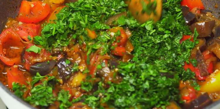 כוסברה חתוכה