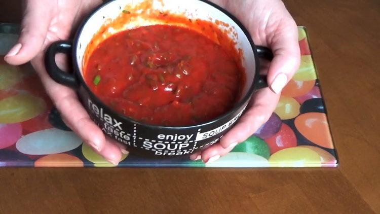 Prepare os ingredientes para cozinhar.