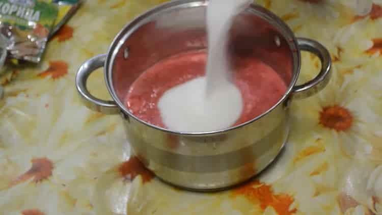 agregue azúcar a la salsa