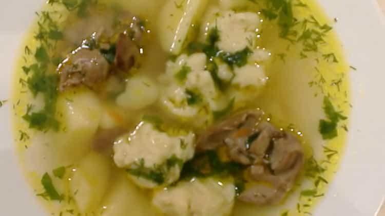 la sopa de hígado de pollo está lista