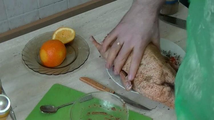 Para cocinar, encurtir el pato