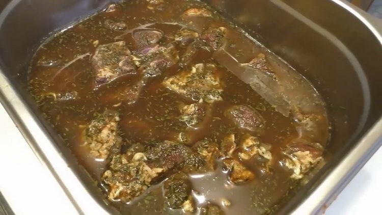 Bland ingredienserne til at lave mad.