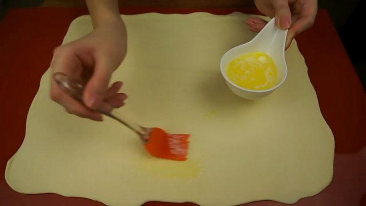 Pentru a face strudel, ulei