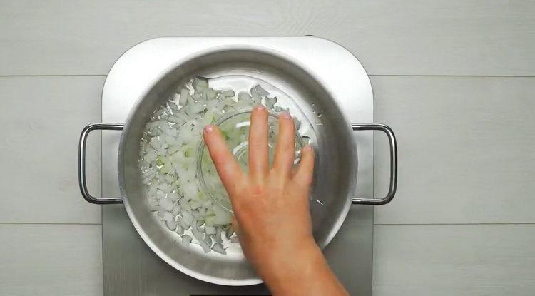 magprito ng mga sibuyas