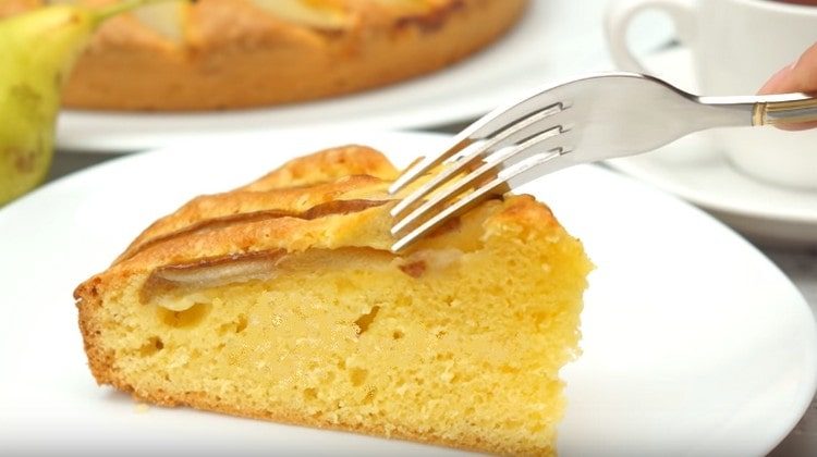 Como você pode ver, de acordo com esta receita, o bolo de pêra é muito apetitoso.