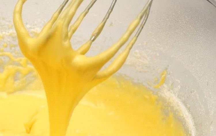 A consistência da massa não é muito grossa.