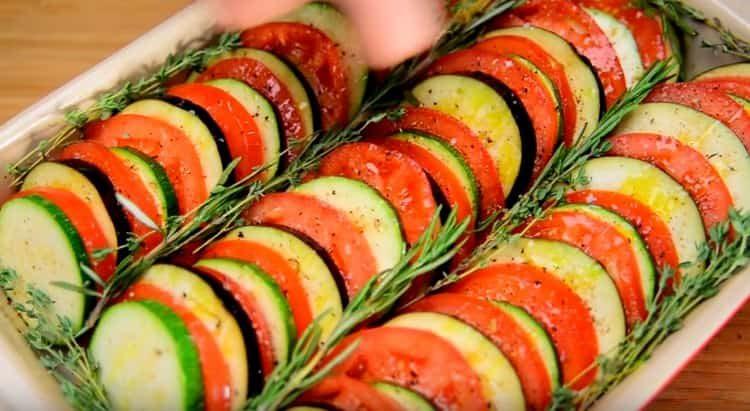 Přidejte olivový olej.