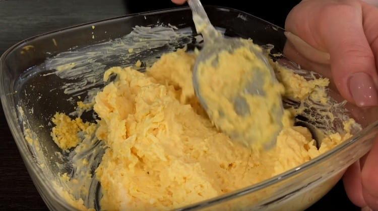 Mezcle el segundo tipo de relleno.