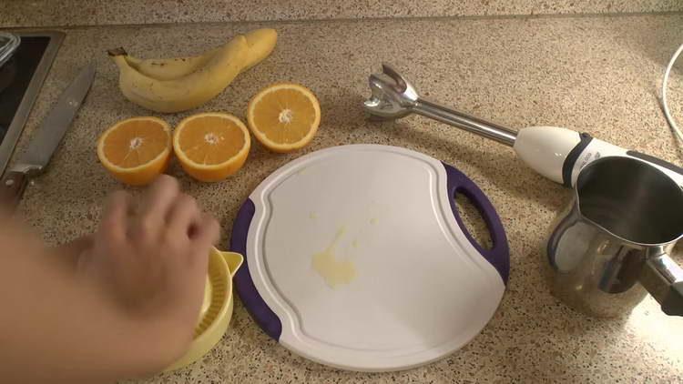 סוחטים את המיץ מהתפוז