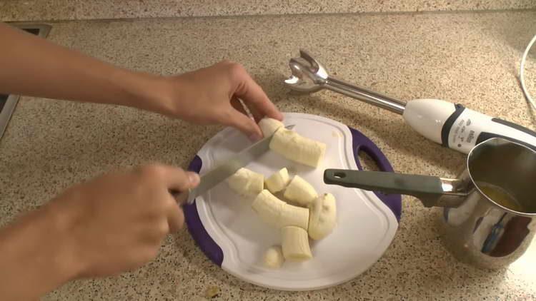 קוצצים בננה